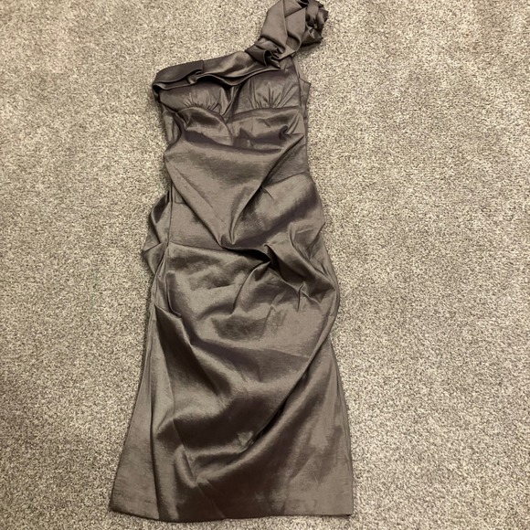 Cache Dresses & Skirts - Cache One Shoulder Ruched Metallic Cocktail Dress Taupe 6 HOCO Shimmer Bodycon
